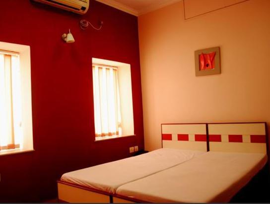 Отель Fabexpress Neeranand Regency - Fully Vaccinated Staff Калькутта Номер фото